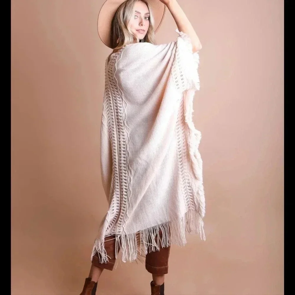 New Boho Fringe Knit Ruana Wrap Kimono Cream